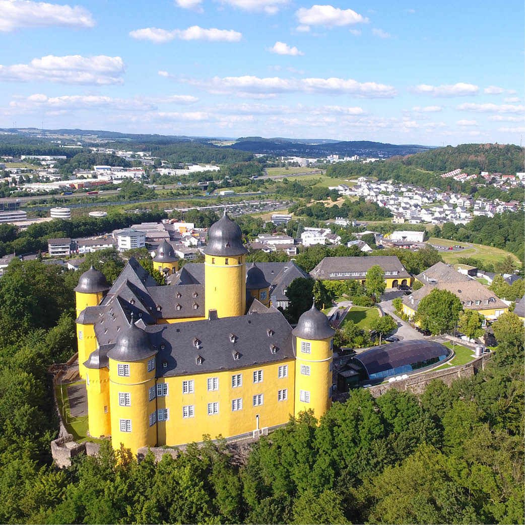 Schloss Montabaur Luftansicht Drohnenaufnahme